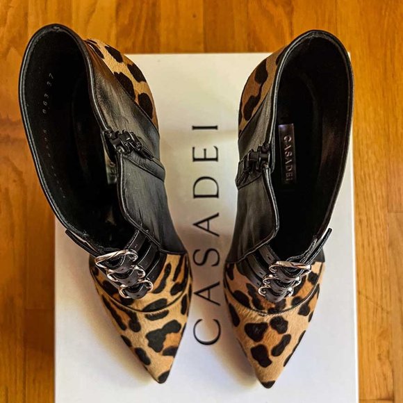 New in Box Casadei Boots - 7US - Picture 6 of 6
